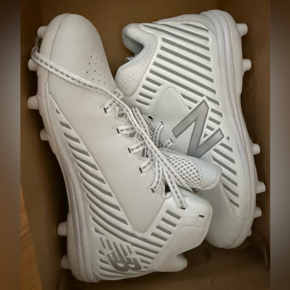 New Balance Kids White Lacrosse Cleats